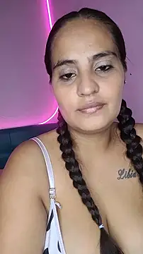 Snapshot of scarth_26 chatting on 02-08-26, 12:14 scarth 26 online show from 02-08-26, 12:14