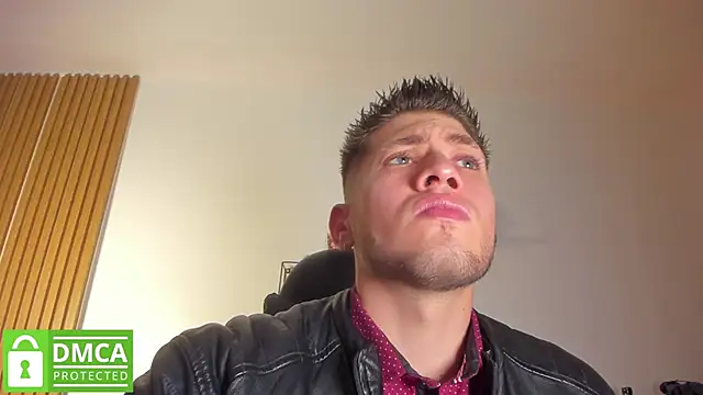 SebastianMaximoff  online show from 05-12-26, 08:04