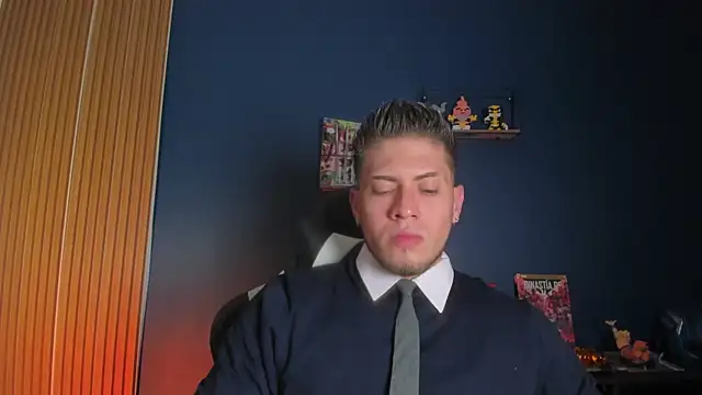 SebastianMaximoff  online show from 07-17-26, 07:33