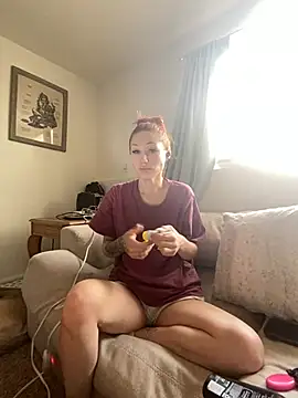 ThornsandHoney online show from 05-01-26, 04:34
