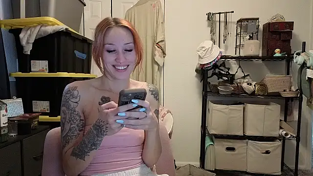 ThornsandHoney online show from 05-17-26, 05:57