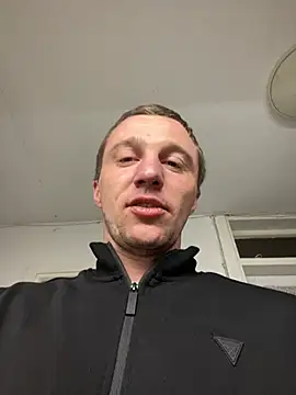 Snapshot of michaarMichaels chatting on 03-28-26, 06:53 michaarMichaels online show from 03-28-26, 06:53