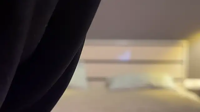 Snapshot of AuraXO chatting on 02-08-26, 06:11 AuraXO online show from 02-08-26, 06:11