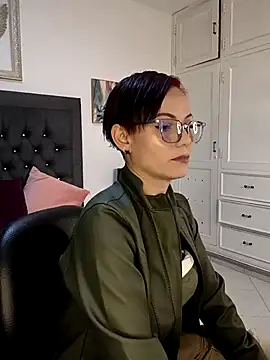 Anne 05 online show from 02-02-26, 11:31