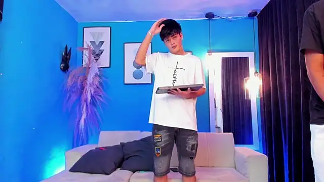 KingOfHeavens 2 online show from 02-11-26, 04:45