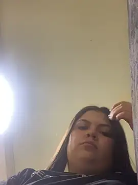 Snapshot of EvaLuna25 chatting on 04-22-26, 12:17 EvaLuna25 online show from 04-22-26, 12:17