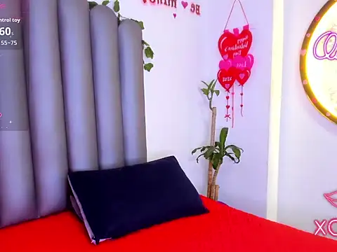 Miaa-Foxx online show from 03-30-26, 07:48