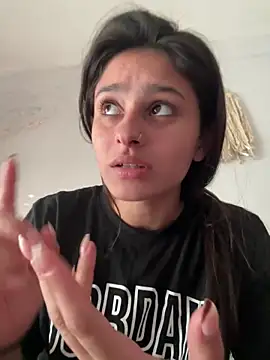 Snapshot of madison90 chatting on 02-21-26, 09:17 madison90 online show from 02-21-26, 09:17