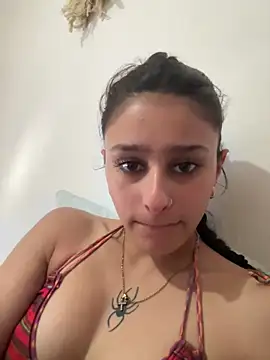 Snapshot of madison90 chatting on 02-24-26, 07:48 madison90 online show from 02-24-26, 07:48