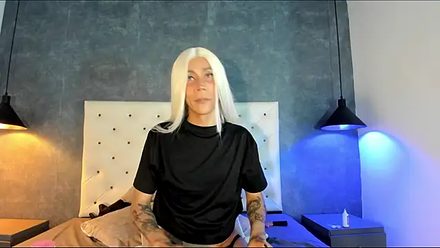 Rose peterson  online show from 02-03-26, 02:53