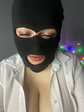 Snapshot of maryam-6 chatting on 02-17-26, 09:12 maryam-6 online show from 02-17-26, 09:12