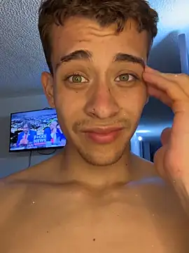 Lucas her online show from 03-14-26, 01:22