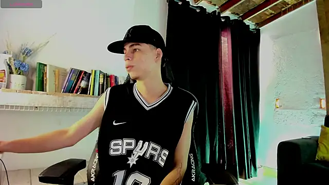 juan posada online show from 02-17-26, 05:54