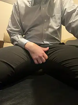 Snapshot of yuuuuusuke00 chatting on 02-20-26, 01:13 yuuuuusuke00 online show from 02-20-26, 01:13