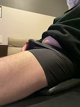 Snapshot of yuuuuusuke00 chatting on 02-13-26, 01:27 yuuuuusuke00 online show from 02-13-26, 01:27