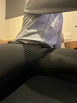 Snapshot of yuuuuusuke00 chatting on 02-27-26, 01:39 yuuuuusuke00 online show from 02-27-26, 01:39