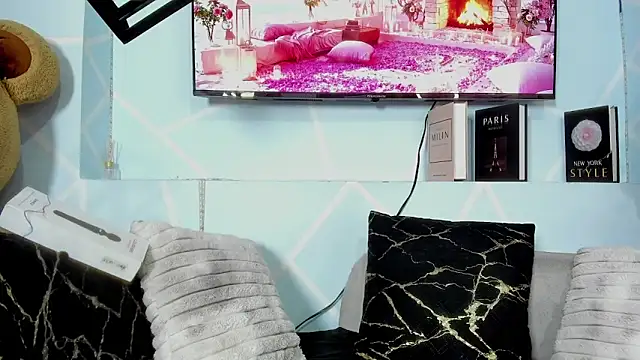 amy noa online show from 04-23-26, 01:01