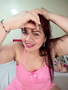 Snapshot of Erica__brooks chatting on 02-20-26, 01:24 Erica brooks online show from 02-20-26, 01:24