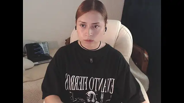 Snapshot of Lametaleralatina chatting on 02-02-26, 01:32 Lametaleralatina online show from 02-02-26, 01:32