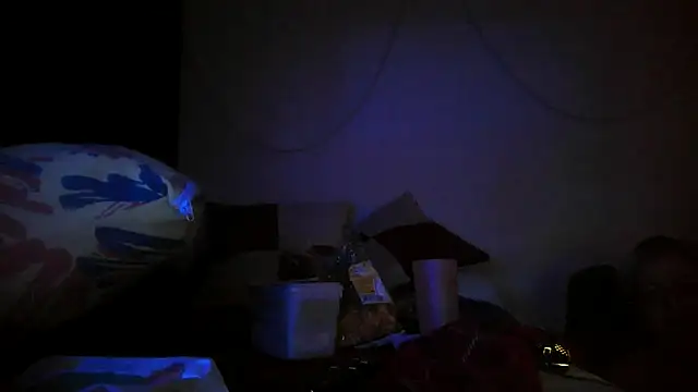bialoba7 online show from 10-18-25, 06:54