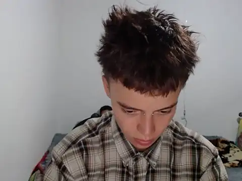 Brenda Tina699 online show from 03-05-26, 01:35