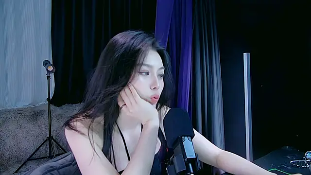 Snapshot of yoyo-o88 chatting on 03-01-26, 11:32 yoyo-o88 online show from 03-01-26, 11:32