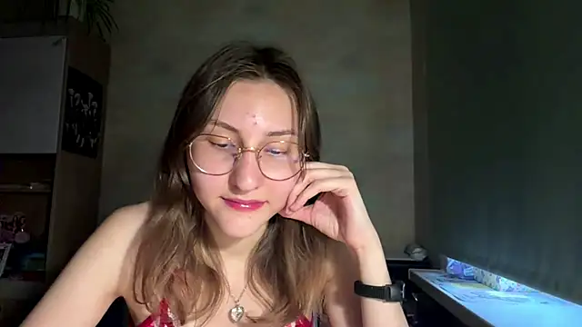 Miaaa Moon online show from 05-21-26, 04:37