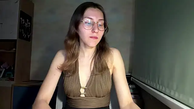 Snapshot of Miaaa_Moon chatting on 06-23-26, 08:40 Miaaa Moon online show from 06-23-26, 08:40