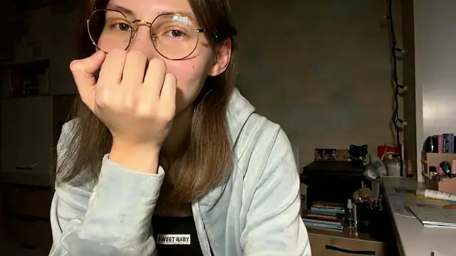 Miaaa Moon online show from 02-11-26, 04:40