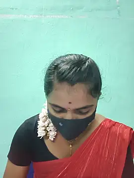 Snapshot of Tamil_Hot_Shana chatting on 05-21-26, 04:26 Tamil Hot Shana online show from 05-21-26, 04:26