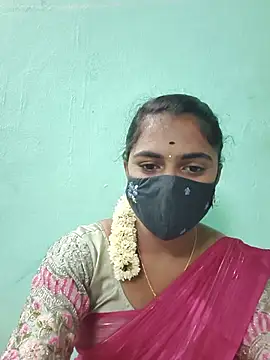 Snapshot of Tamil_Hot_Shana chatting on 05-30-26, 04:01 Tamil Hot Shana online show from 05-30-26, 04:01