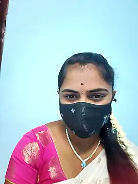 Snapshot of Tamil_Hot_Shana chatting on 04-22-26, 04:14 Tamil Hot Shana online show from 04-22-26, 04:14