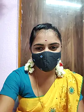 Snapshot of Tamil_Hot_Shana chatting on 05-10-26, 04:31 Tamil Hot Shana online show from 05-10-26, 04:31