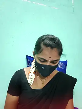 Snapshot of Tamil_Hot_Shana chatting on 04-29-26, 01:59 Tamil Hot Shana online show from 04-29-26, 01:59