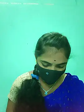 Snapshot of Tamil_Hot_Shana chatting on 05-02-26, 07:35 Tamil Hot Shana online show from 05-02-26, 07:35