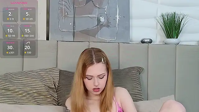 DephneMoon online show from 02-17-26, 05:49