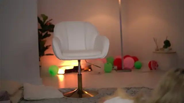 SvveetLuna online show from 06-24-26, 03:05