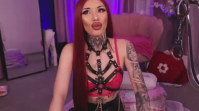 Snapshot of CassandraFoxy chatting on 02-15-26, 05:30 CassandraFoxy online show from 02-15-26, 05:30