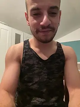 alessand180521 online show from 02-14-26, 07:25