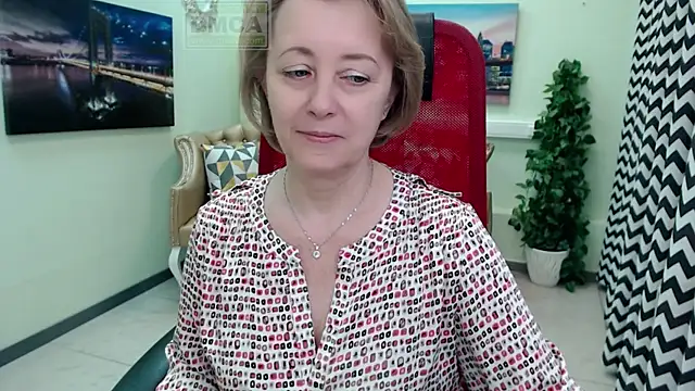 MONA W online show from 04-10-26, 11:28