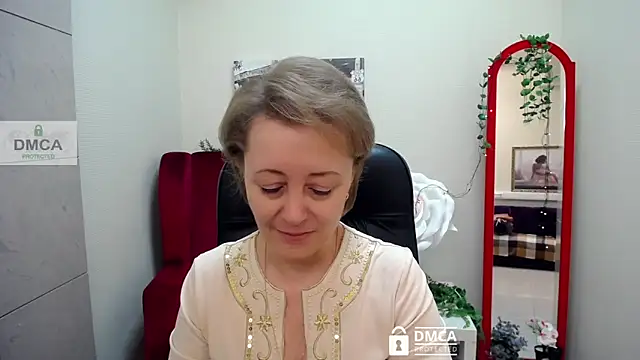 MONA W online show from 04-19-26, 11:22