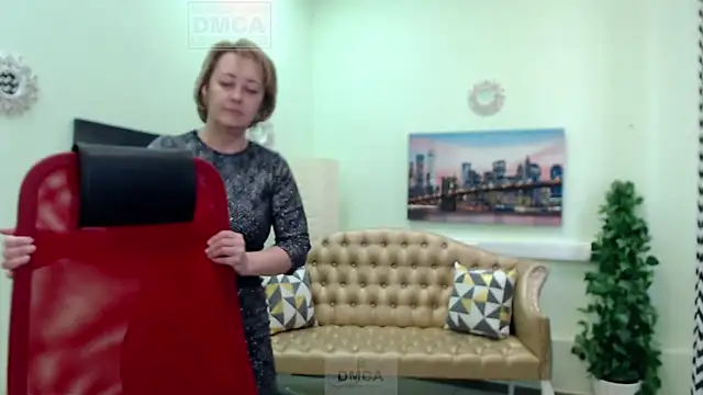 MONA W online show from 04-08-26, 11:12