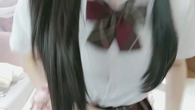 MOE o0 online show from 05-18-26, 04:45