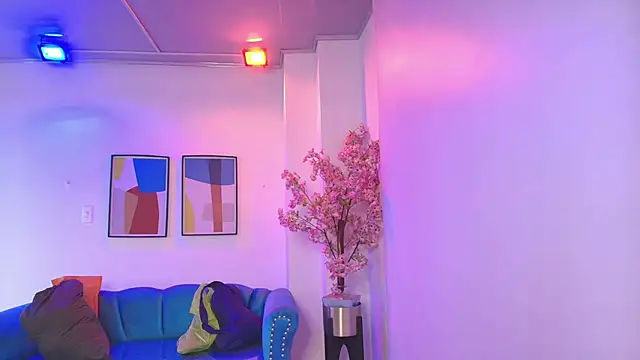 Madame scarlett online show from 04-17-26, 11:57