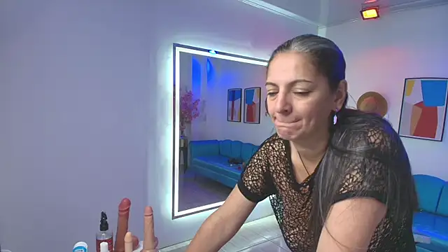 Snapshot of Madame_scarlett chatting on 04-24-26, 11:34 Madame scarlett online show from 04-24-26, 11:34