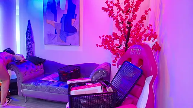 Snapshot of Madame_scarlett chatting on 05-29-26, 11:38 Madame scarlett online show from 05-29-26, 11:38