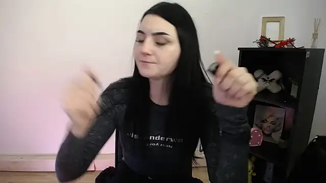 Snapshot of TurnMe_On chatting on 02-16-26, 12:26 TurnMe On online show from 02-16-26, 12:26