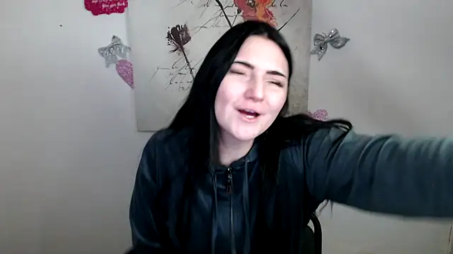 Snapshot of TurnMe_On chatting on 02-25-26, 10:26 TurnMe On online show from 02-25-26, 10:26