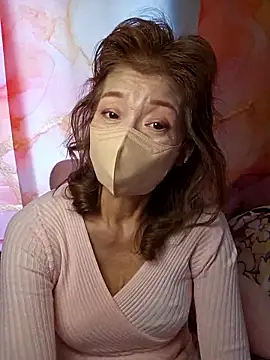 Snapshot of URAN429 chatting on 02-26-26, 02:22 URAN429 online show from 02-26-26, 02:22