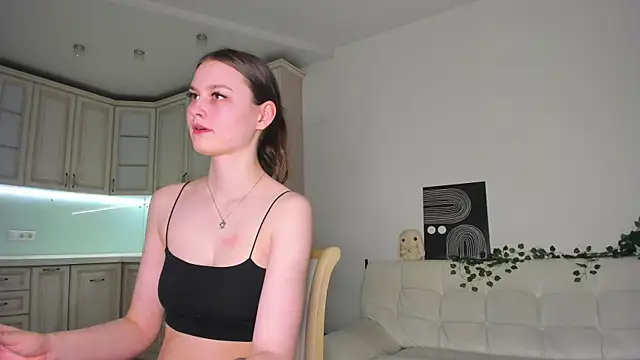 pink banny online show from 04-14-26, 08:14